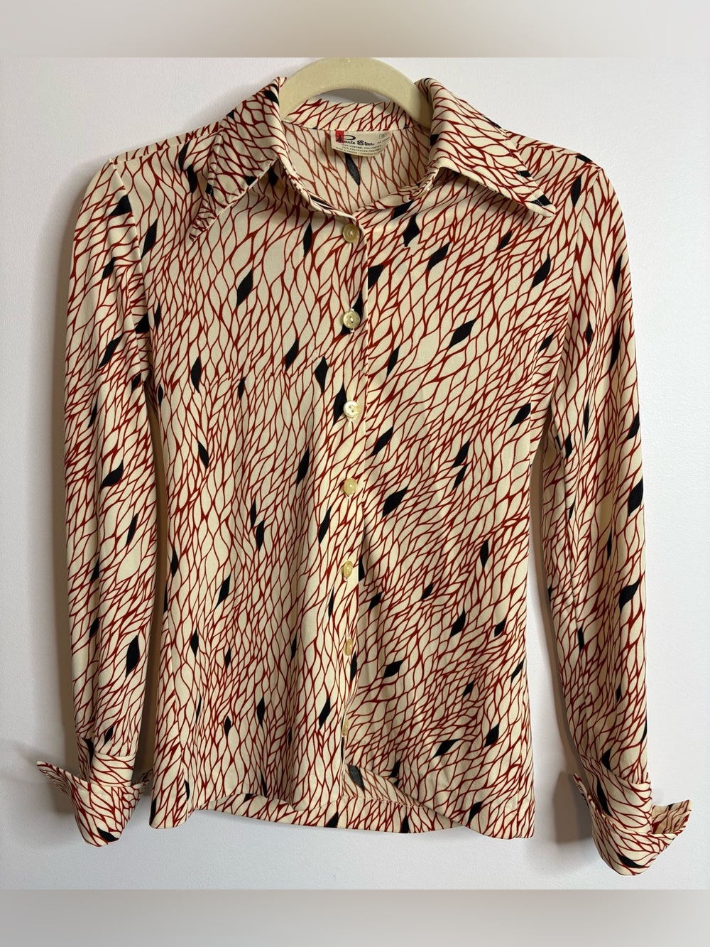 Paris Star Made in Canada Vintage Long Sleeve Top Size S-M Red/Black Pattern